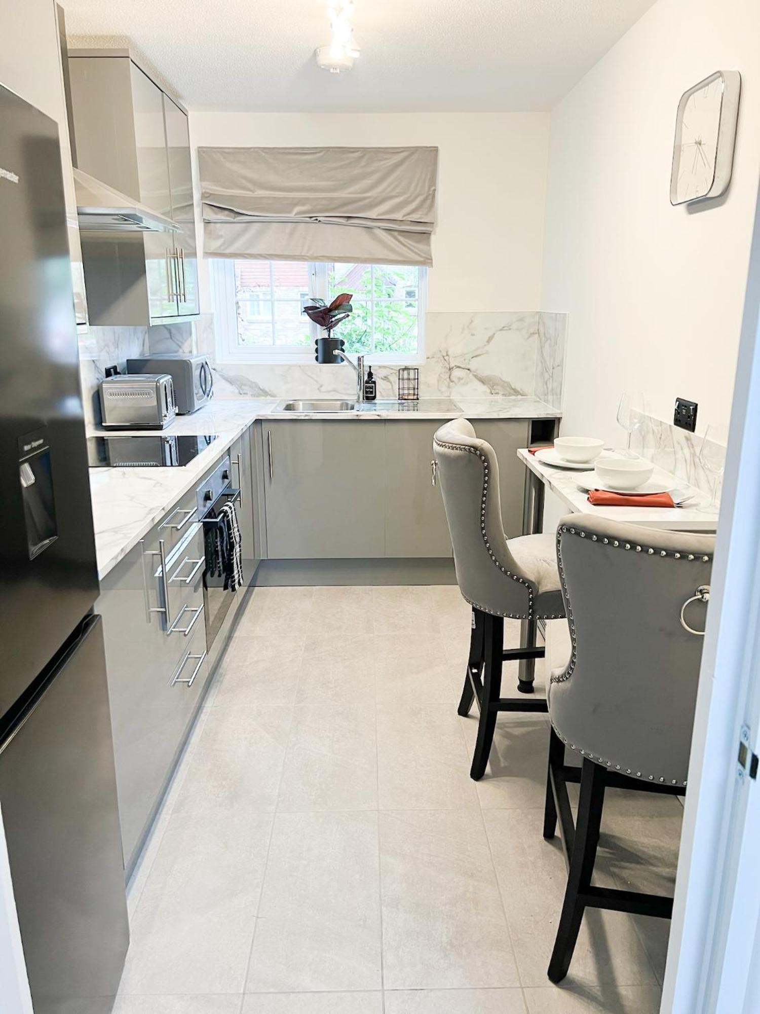 Beautiful Apartment In Beckton With Private Entrance And Garden 伦敦 外观 照片