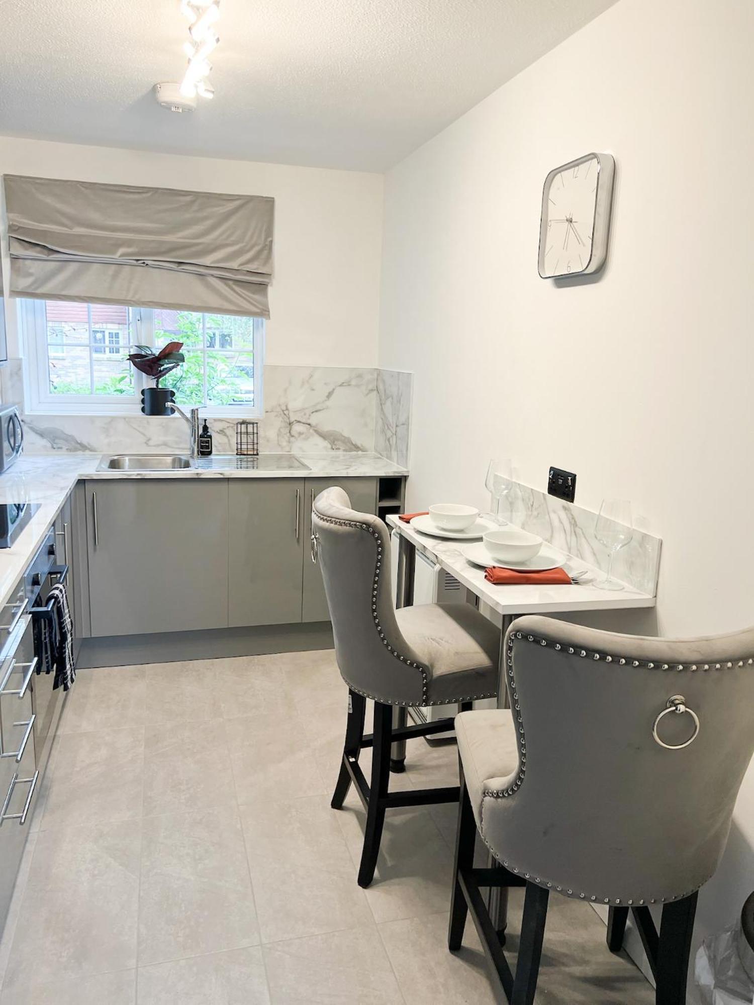 Beautiful Apartment In Beckton With Private Entrance And Garden 伦敦 外观 照片